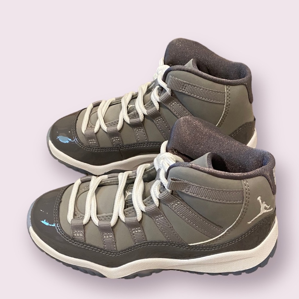 Nike Jordan 11 Retro (PS). Medium grey/multicolor. Kids size 12c. Brand new.